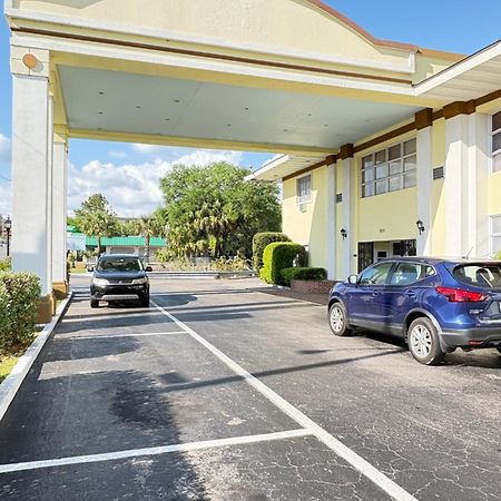 University Inn Gainesville Extérieur photo